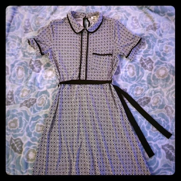 Cute 50's style blue and white patterned dress - Picture 1 of 2
